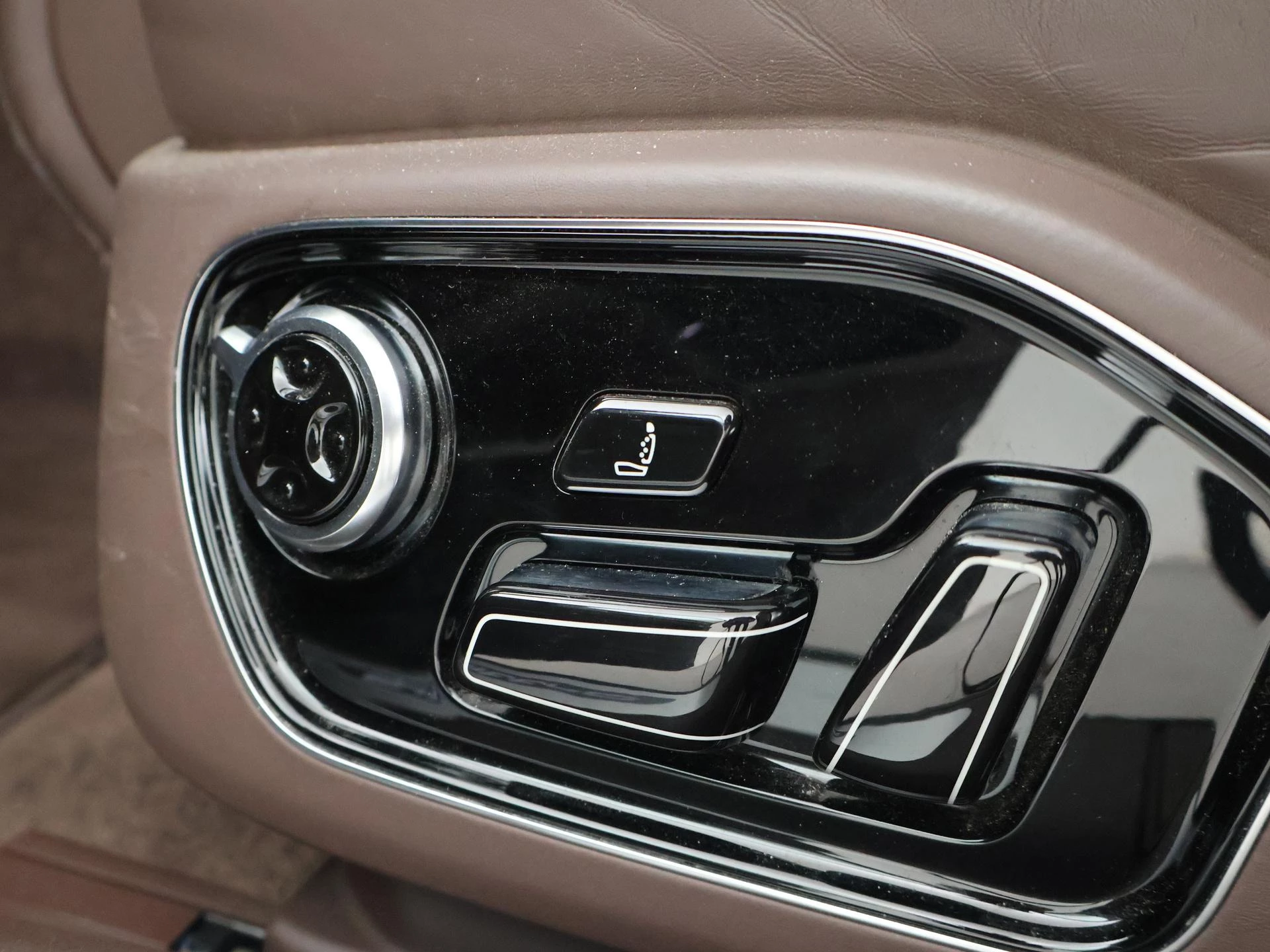 Hoofdafbeelding Audi A8