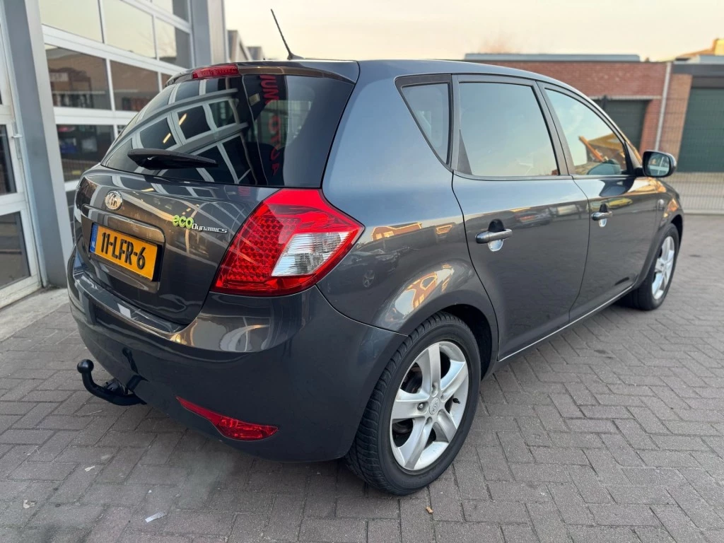 Hoofdafbeelding Kia Ceed