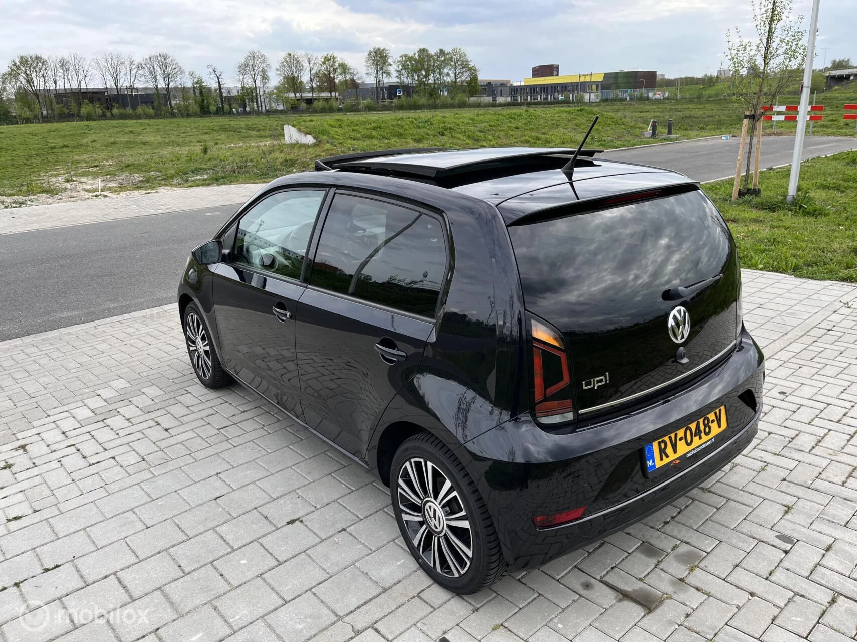 Hoofdafbeelding Volkswagen up!