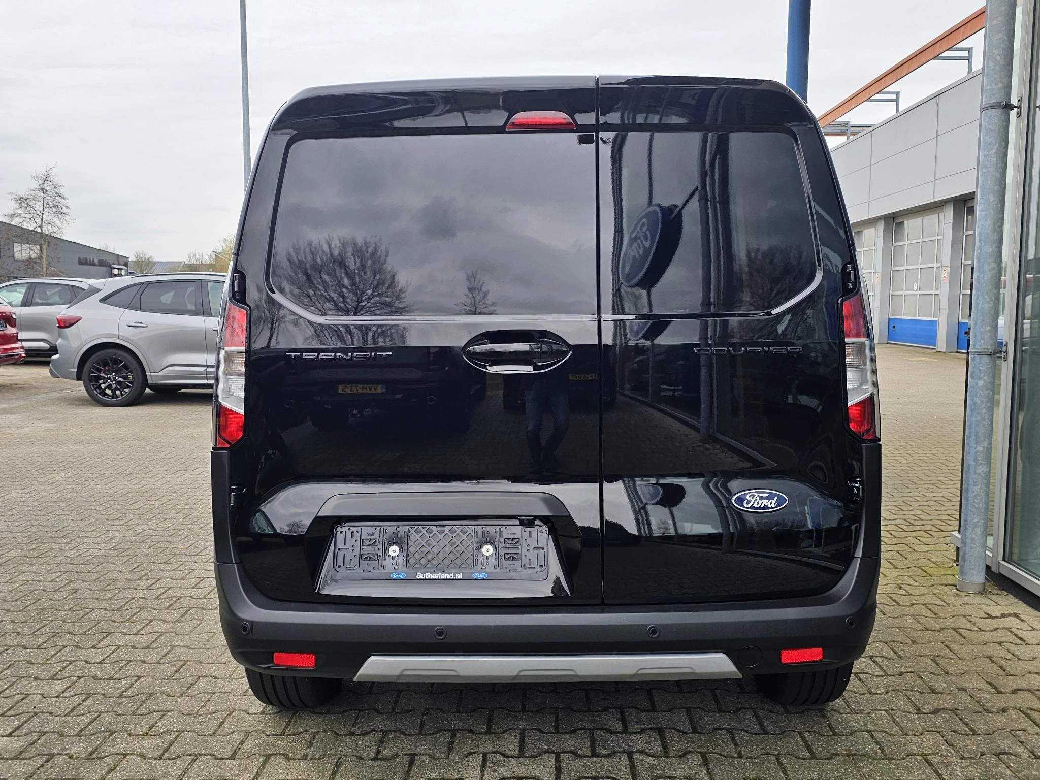 Hoofdafbeelding Ford Transit Courier