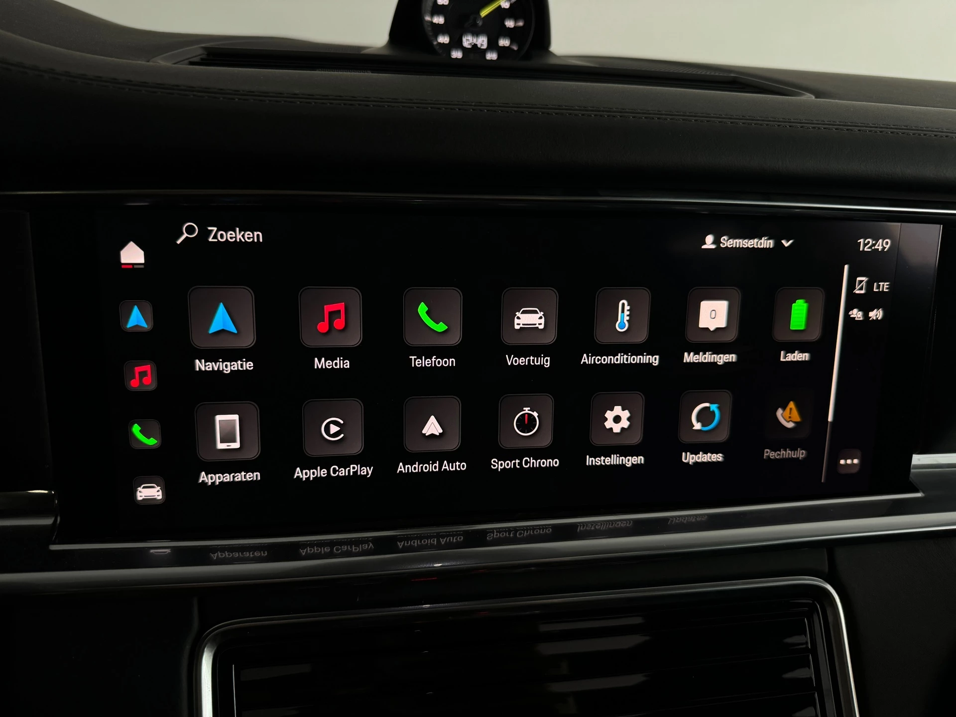 Hoofdafbeelding Porsche Panamera