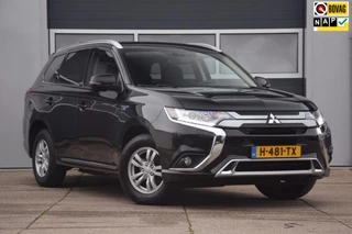 Mitsubishi Outlander 2.4 PHEV Pure APPLE CARPLAY/VERWARMDE VOORSTOELEN/4X4
