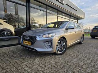 Hoofdafbeelding Hyundai IONIQ Hyundai IONIQ 1.6 GDI PHEV COMFORT PLUG- IN + STOEL/STUURVERWARMING