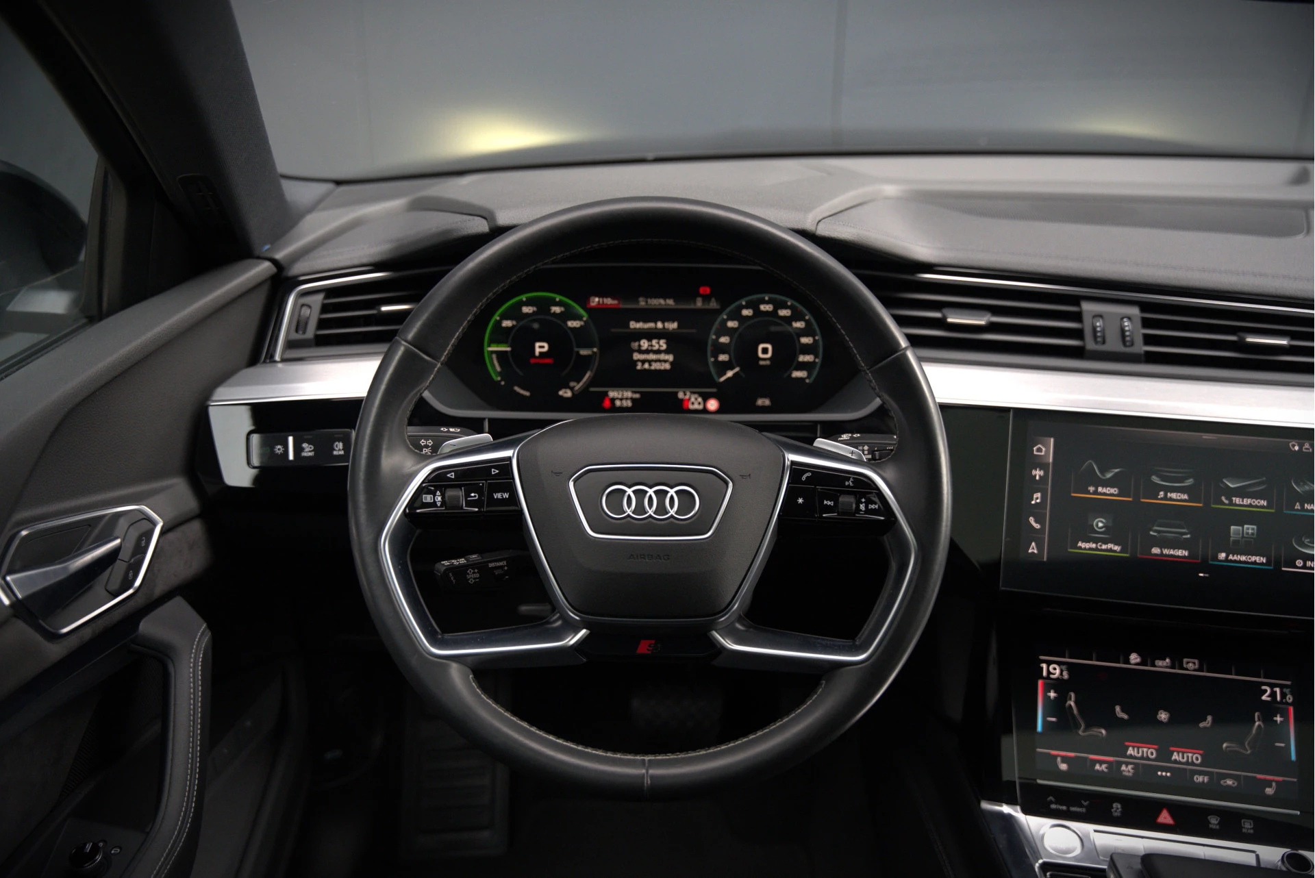 Hoofdafbeelding Audi e-tron