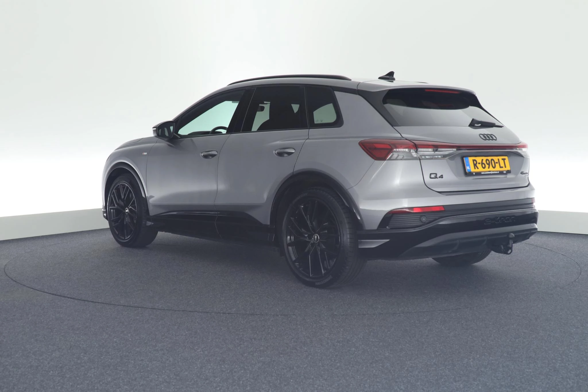 Hoofdafbeelding Audi Q4 e-tron