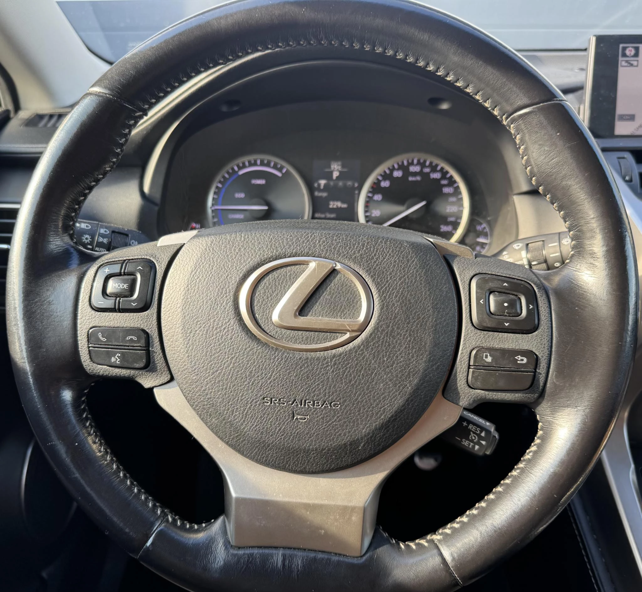 Hoofdafbeelding Lexus NX