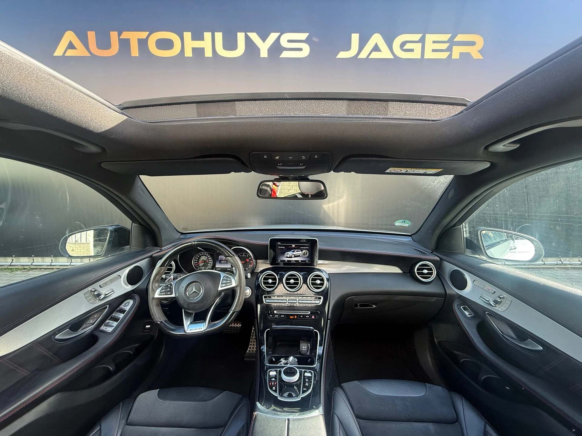 Hoofdafbeelding Mercedes-Benz GLC