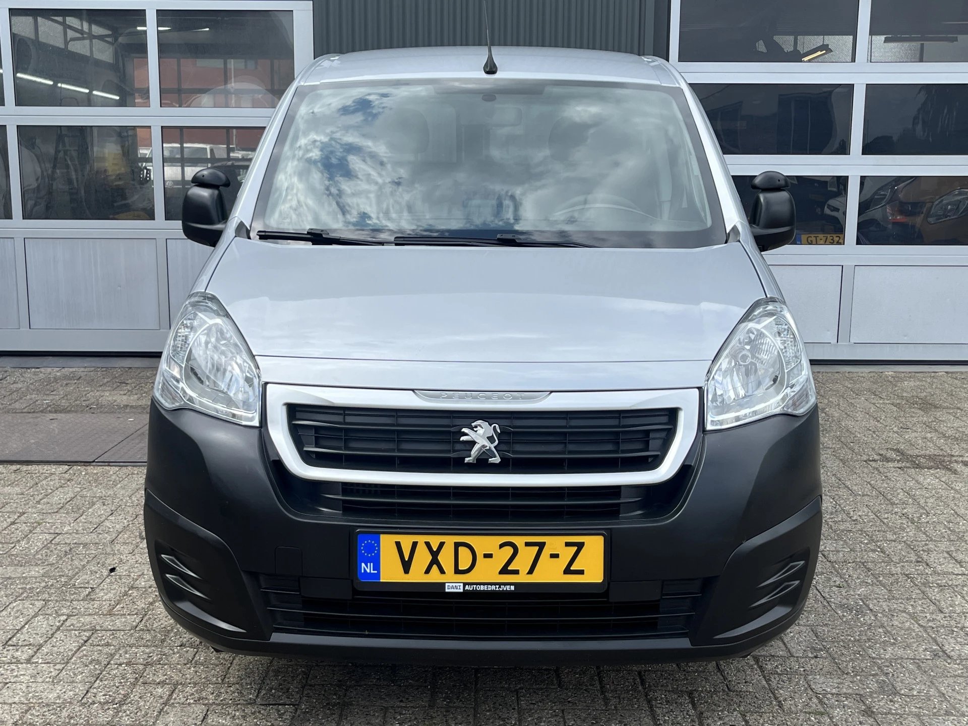 Hoofdafbeelding Peugeot Partner