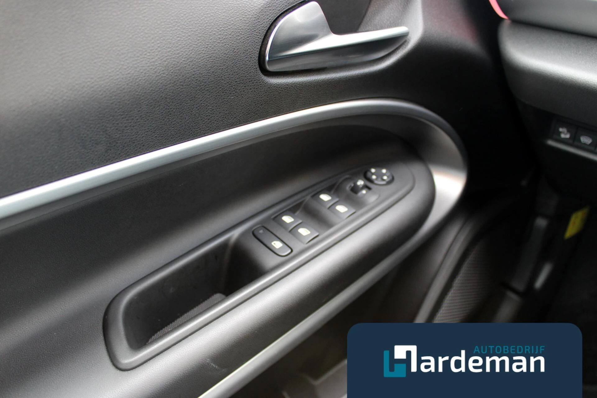 Hoofdafbeelding Jeep Avenger