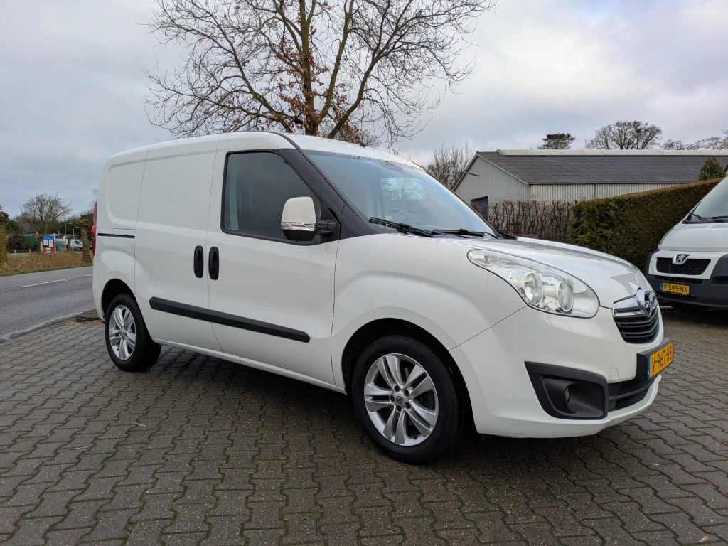 Hoofdafbeelding Opel Combo