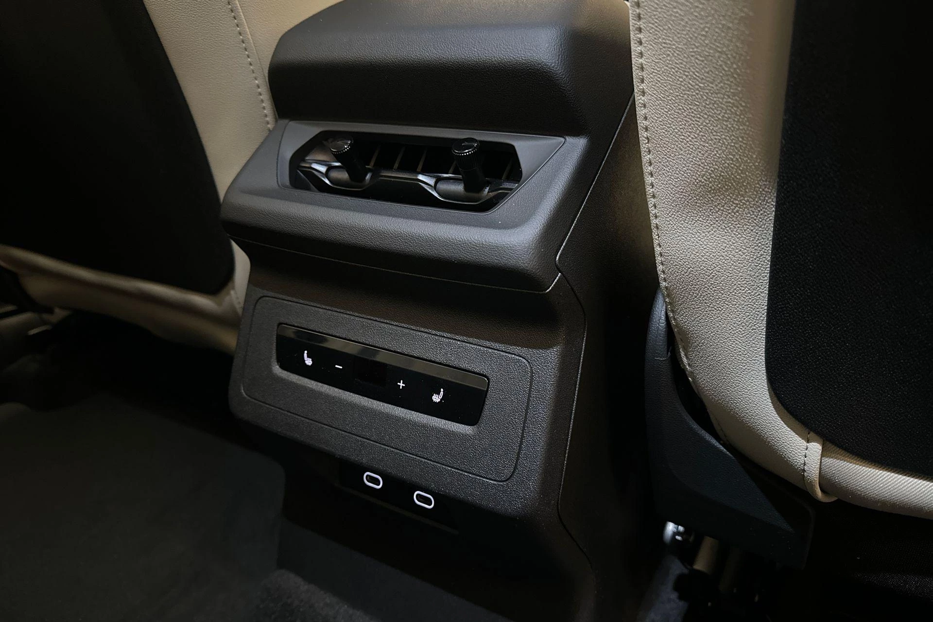 Hoofdafbeelding Audi Q6 e-tron