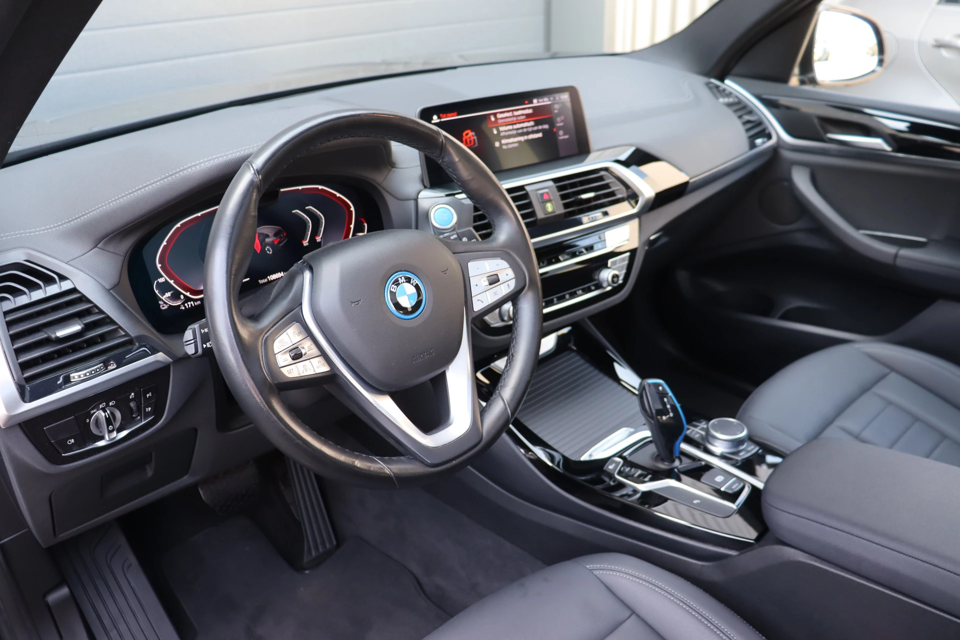 Hoofdafbeelding BMW iX3