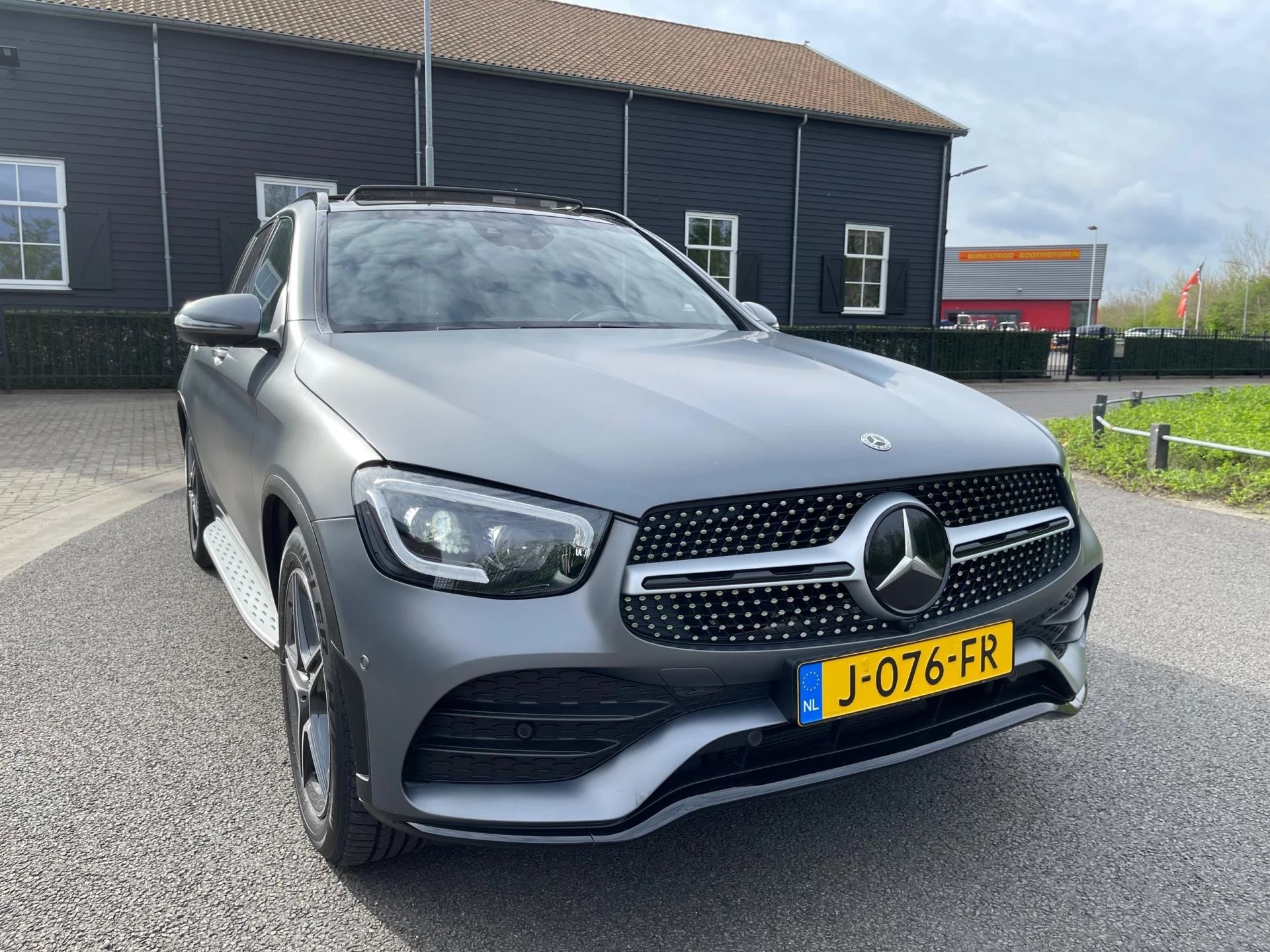 Hoofdafbeelding Mercedes-Benz GLC