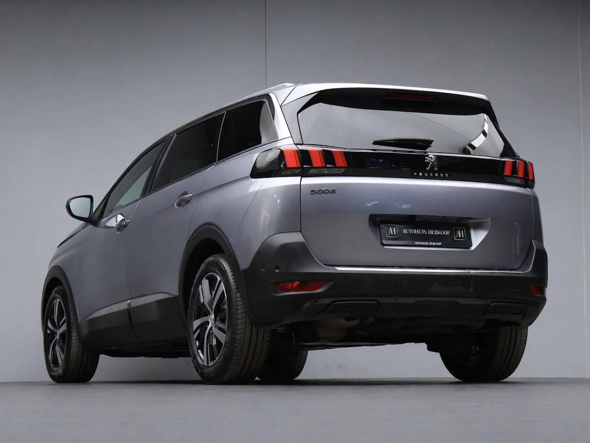 Hoofdafbeelding Peugeot 5008