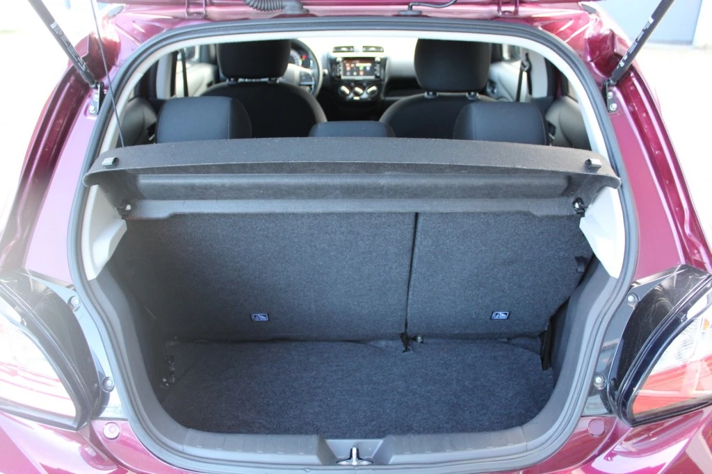 Hoofdafbeelding Mitsubishi Space Star