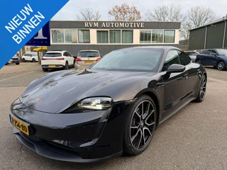 Porsche Taycan Performance 84 kWh VAN: 68.900,- VOOR: 64.440,- UW EINDEJAARSVOORDEEL: 4.460,- EURO | ADAPT. CRUISE | DODE HOEK HERKENNING | SPORTCHRONO | HEAD UP | WARMTEPOMP | DIRECT LEVERBAAR NET PORSCHE ONDERHOUD GEHAD |