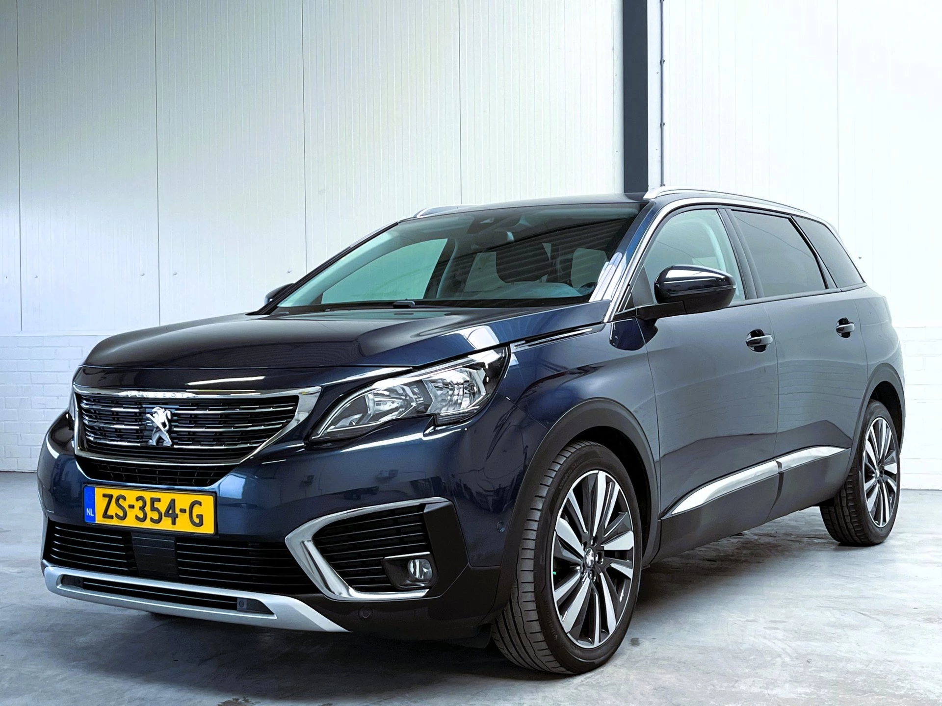 Hoofdafbeelding Peugeot 5008