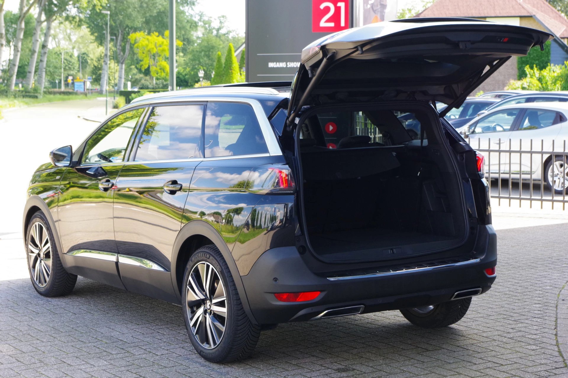 Hoofdafbeelding Peugeot 5008