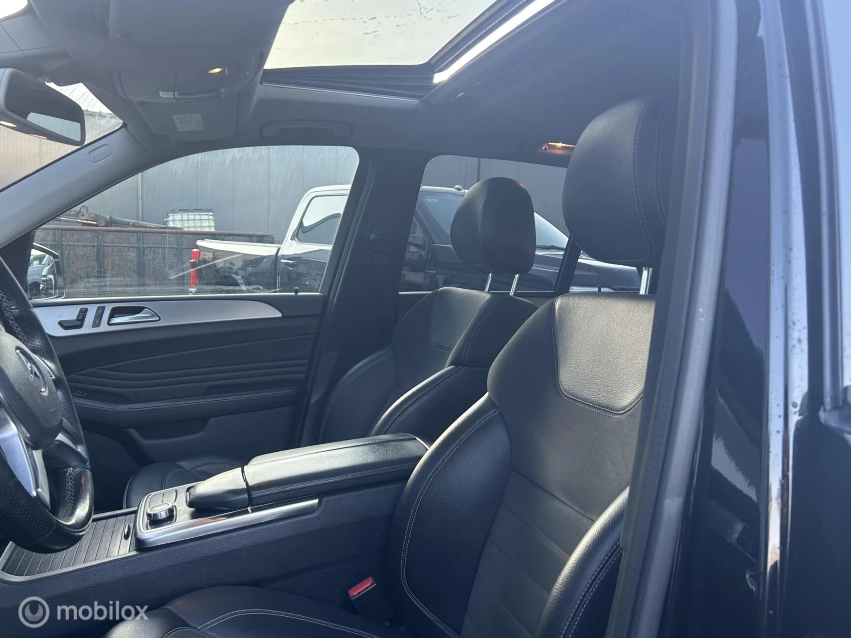 Hoofdafbeelding Mercedes-Benz M-Klasse