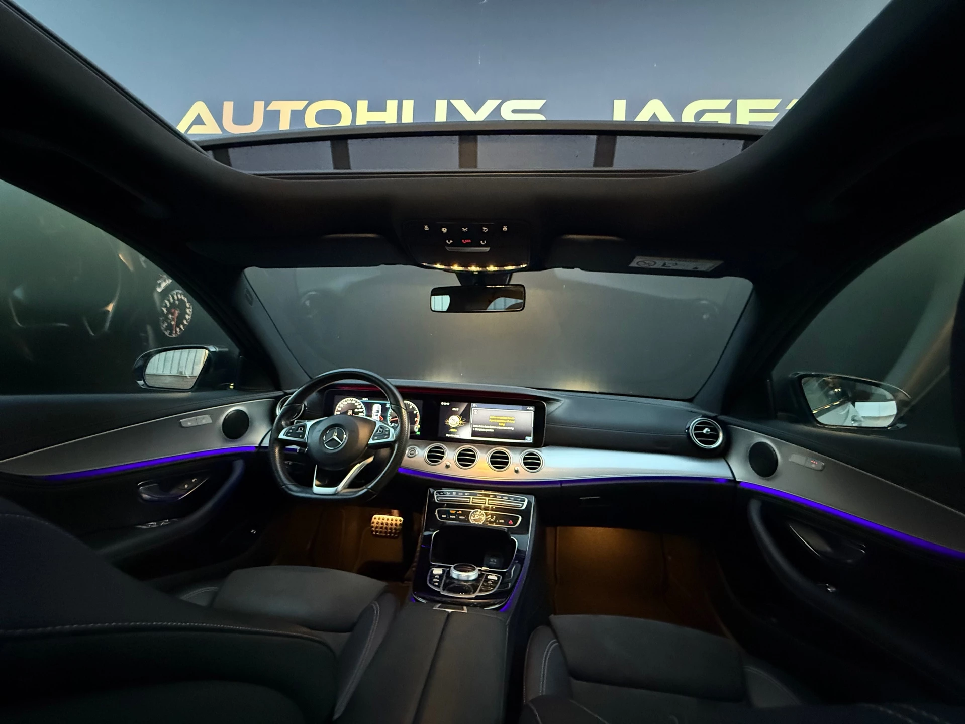 Hoofdafbeelding Mercedes-Benz E-Klasse