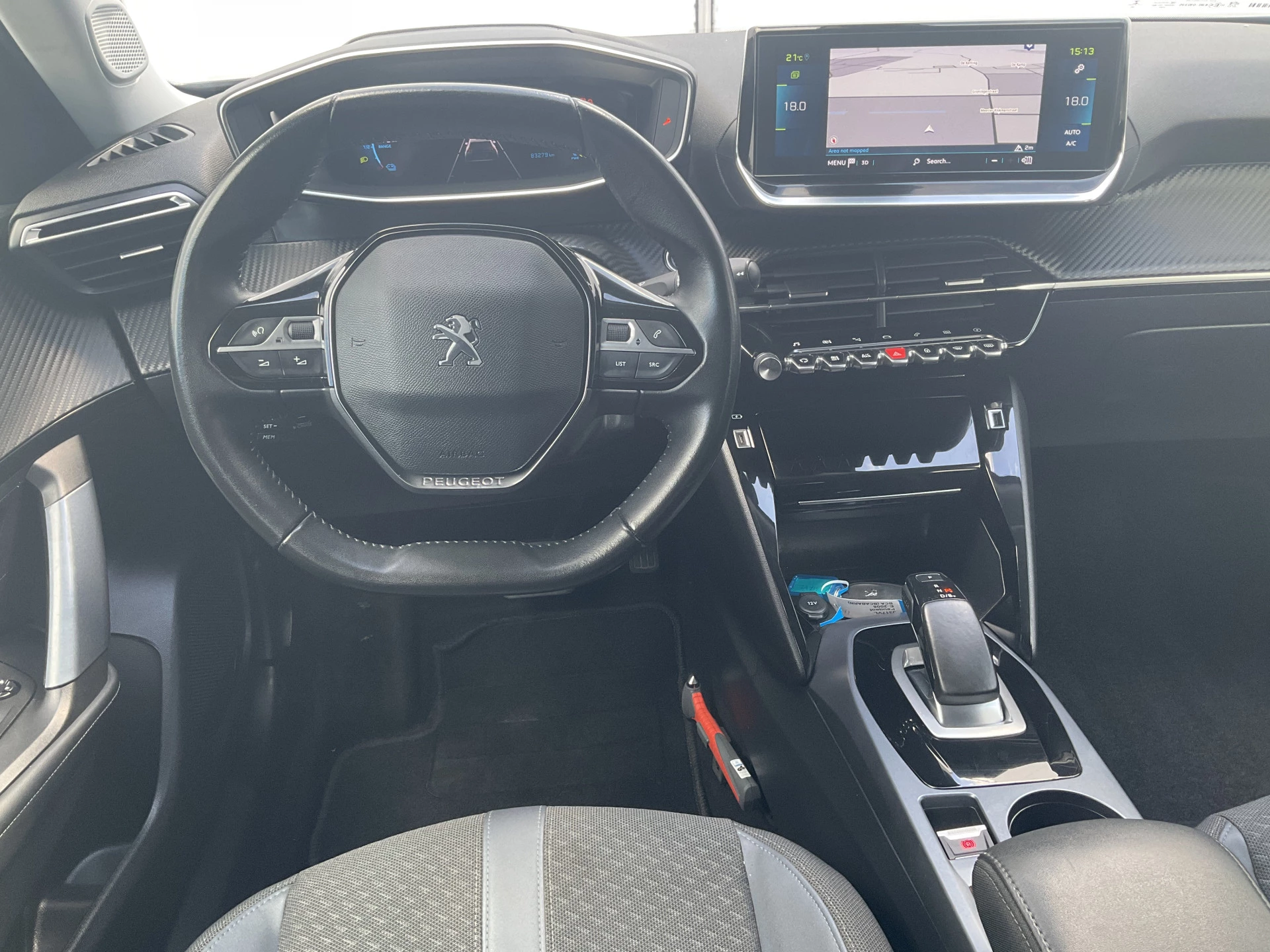 Hoofdafbeelding Peugeot e-2008