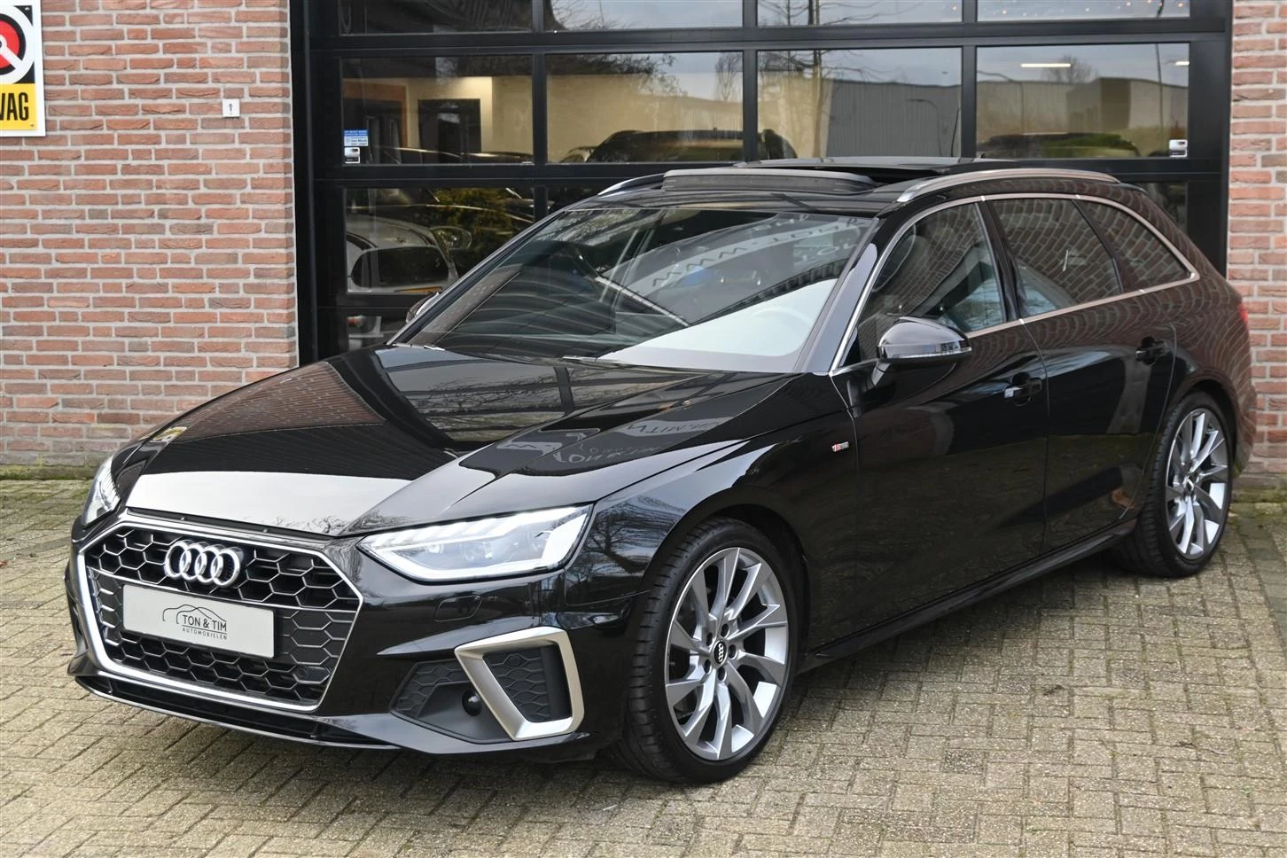 Hoofdafbeelding Audi A4