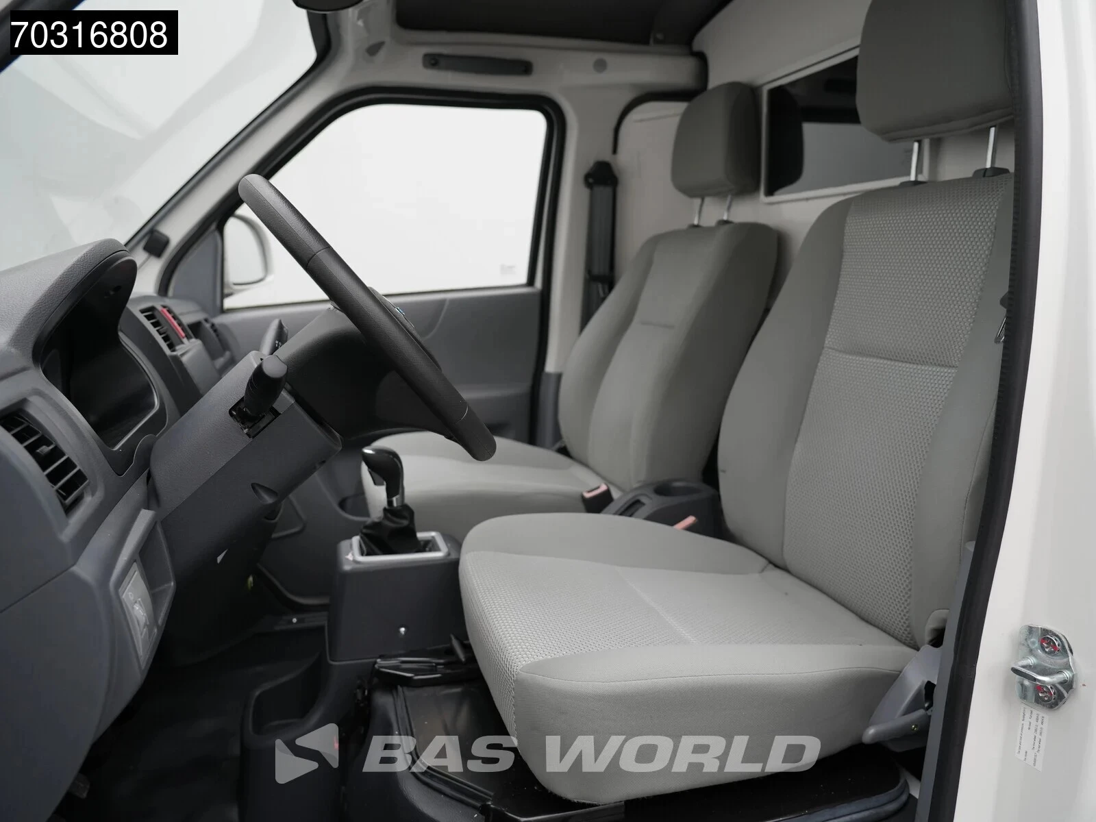 Hoofdafbeelding Cenntro Logistar 200