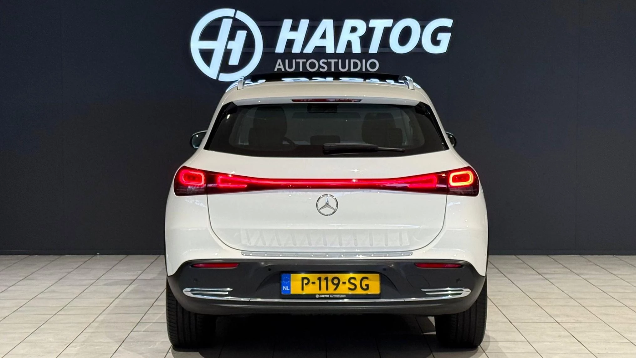 Hoofdafbeelding Mercedes-Benz EQA