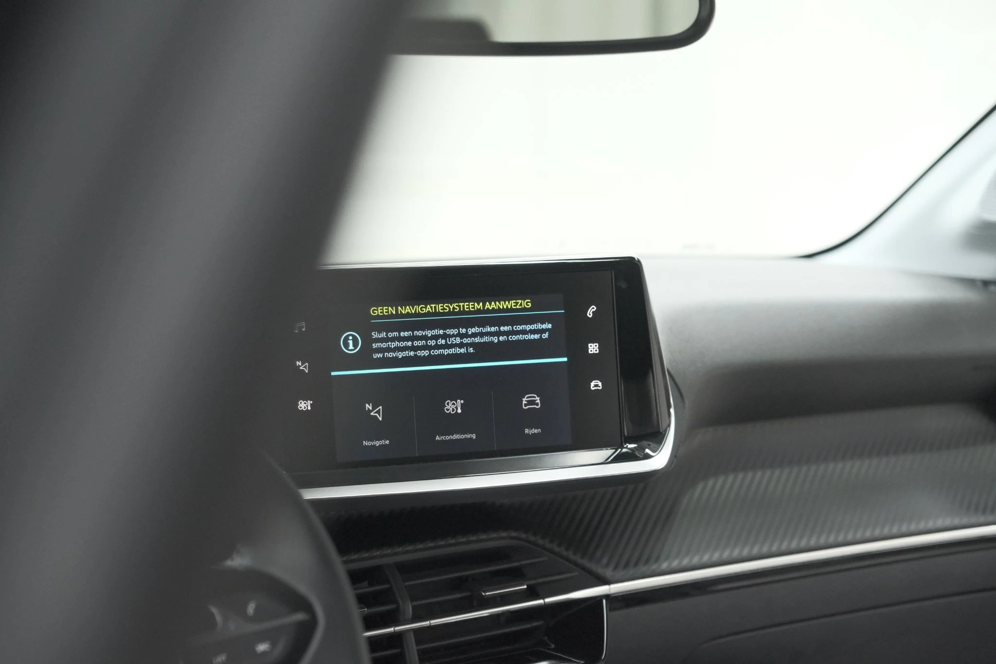 Hoofdafbeelding Peugeot e-208