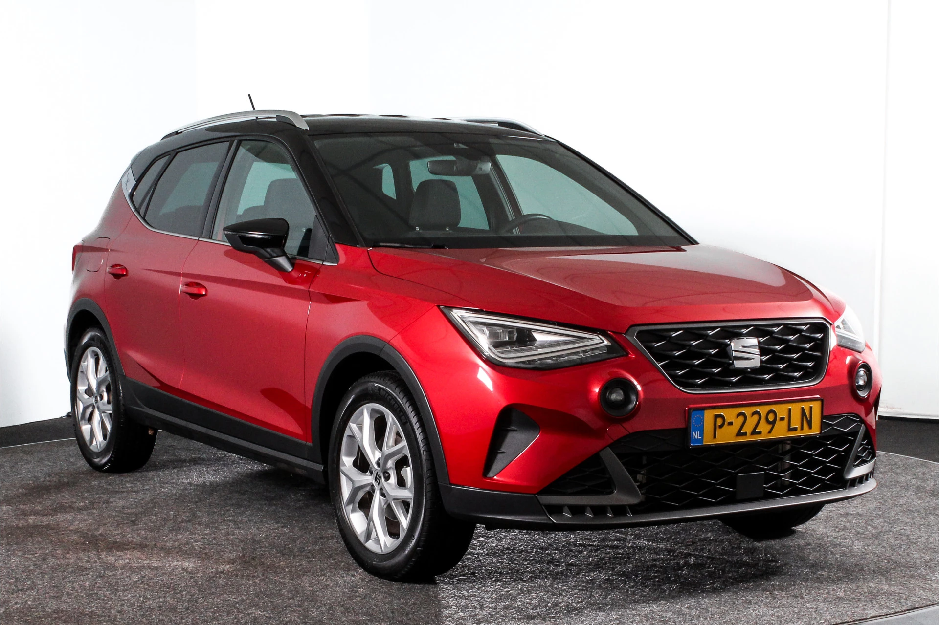 Hoofdafbeelding SEAT Arona