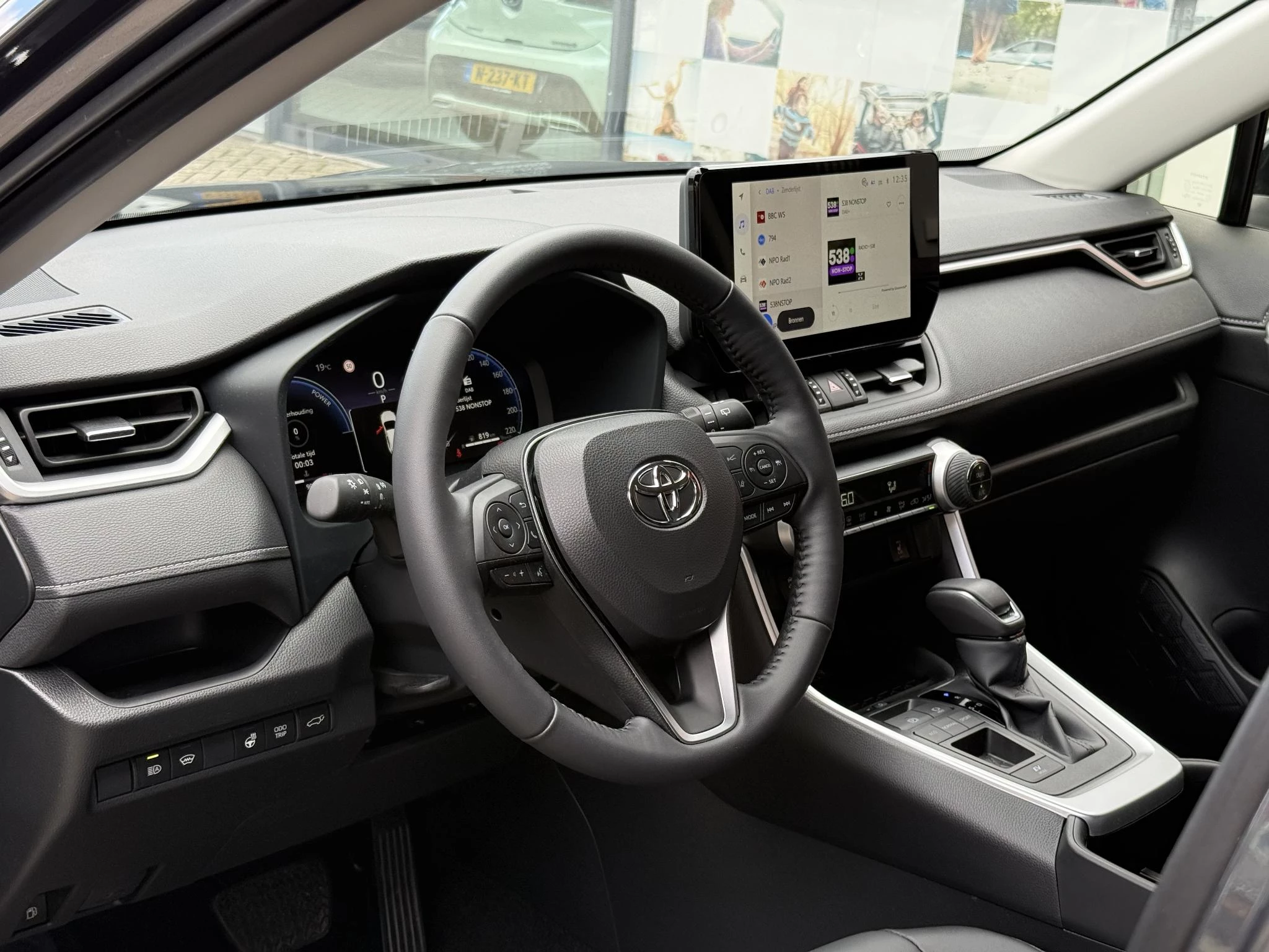Hoofdafbeelding Toyota RAV4