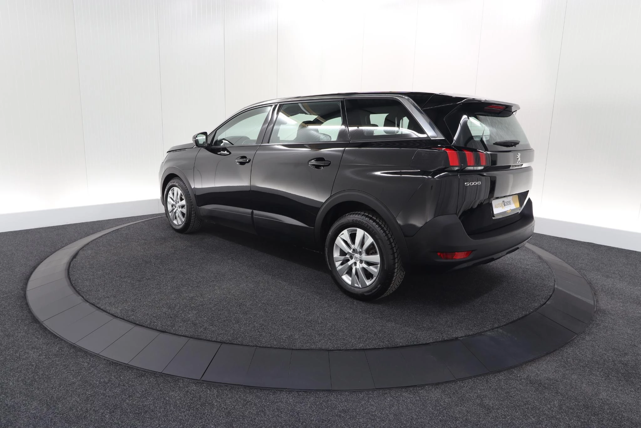 Hoofdafbeelding Peugeot 5008