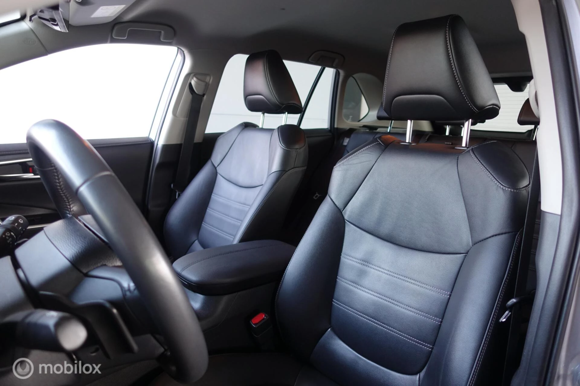 Hoofdafbeelding Toyota RAV4