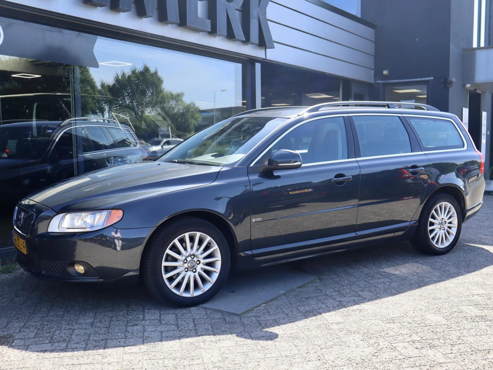 Hoofdafbeelding Volvo V70
