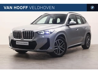 Hoofdafbeelding BMW X1 BMW X1 sDrive18i M Sport Automaat / M Adaptief onderstel / Sportstoelen / Comfort Access / Achteruitrijcamera / Adaptieve LED