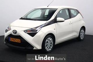 Hoofdafbeelding Toyota Aygo Toyota Aygo 1.0 VVT-i x-play | 5-Deurs | Airco | Carplay NAVI | Camera