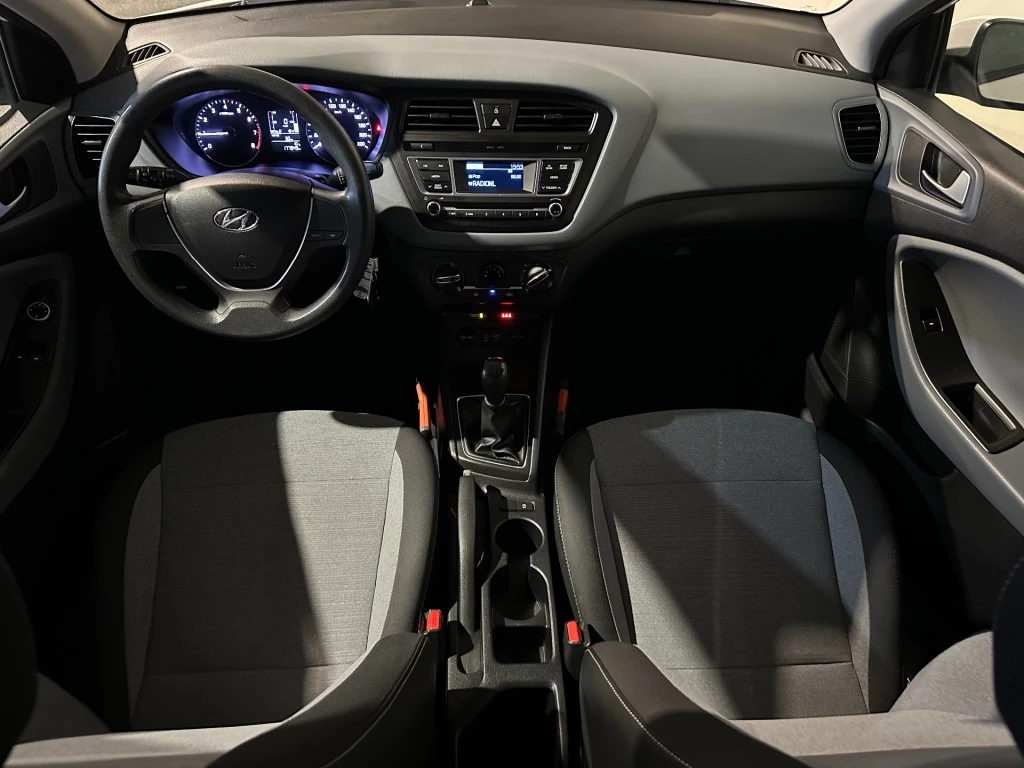 Hoofdafbeelding Hyundai i20