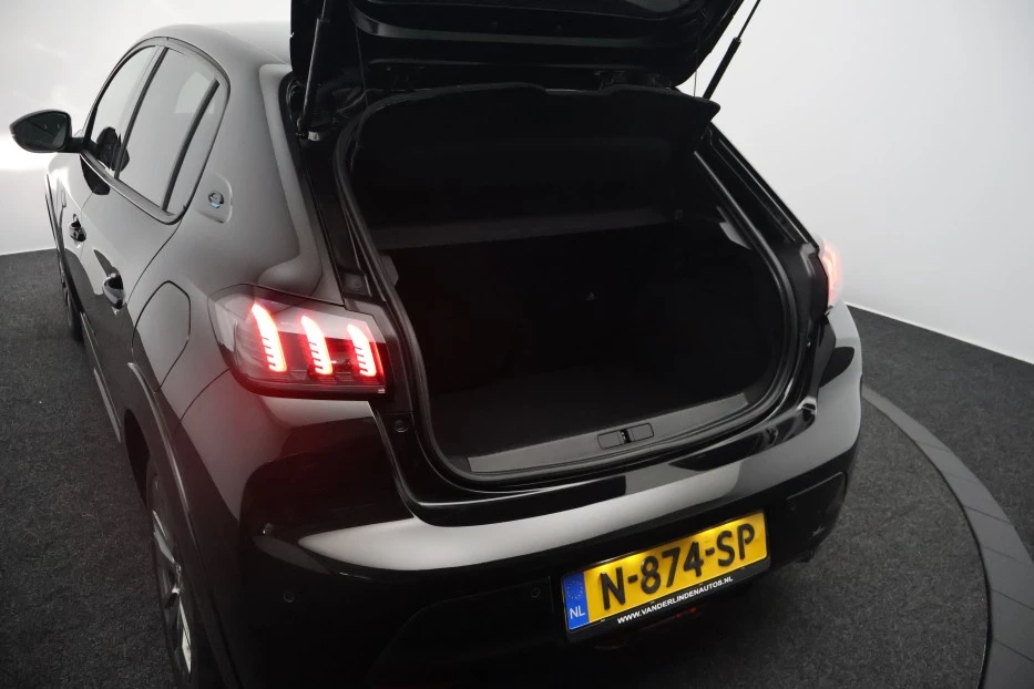 Hoofdafbeelding Peugeot e-208