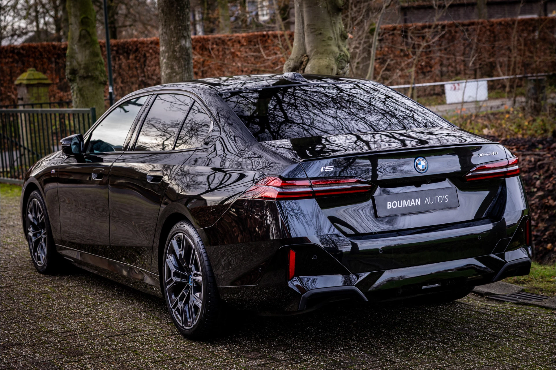 Hoofdafbeelding BMW i5