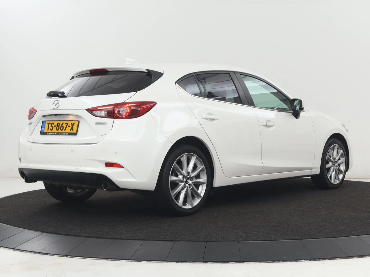 Hoofdafbeelding Mazda 3