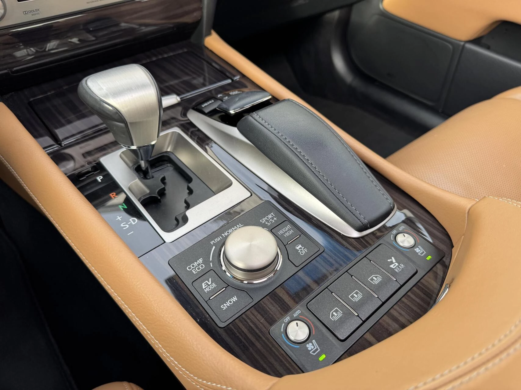 Hoofdafbeelding Lexus LS