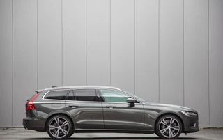 Hoofdafbeelding Volvo V60 Volvo V60 2.0 T6 Recharge AWD Inscription Long Range|Carplay|Keyless