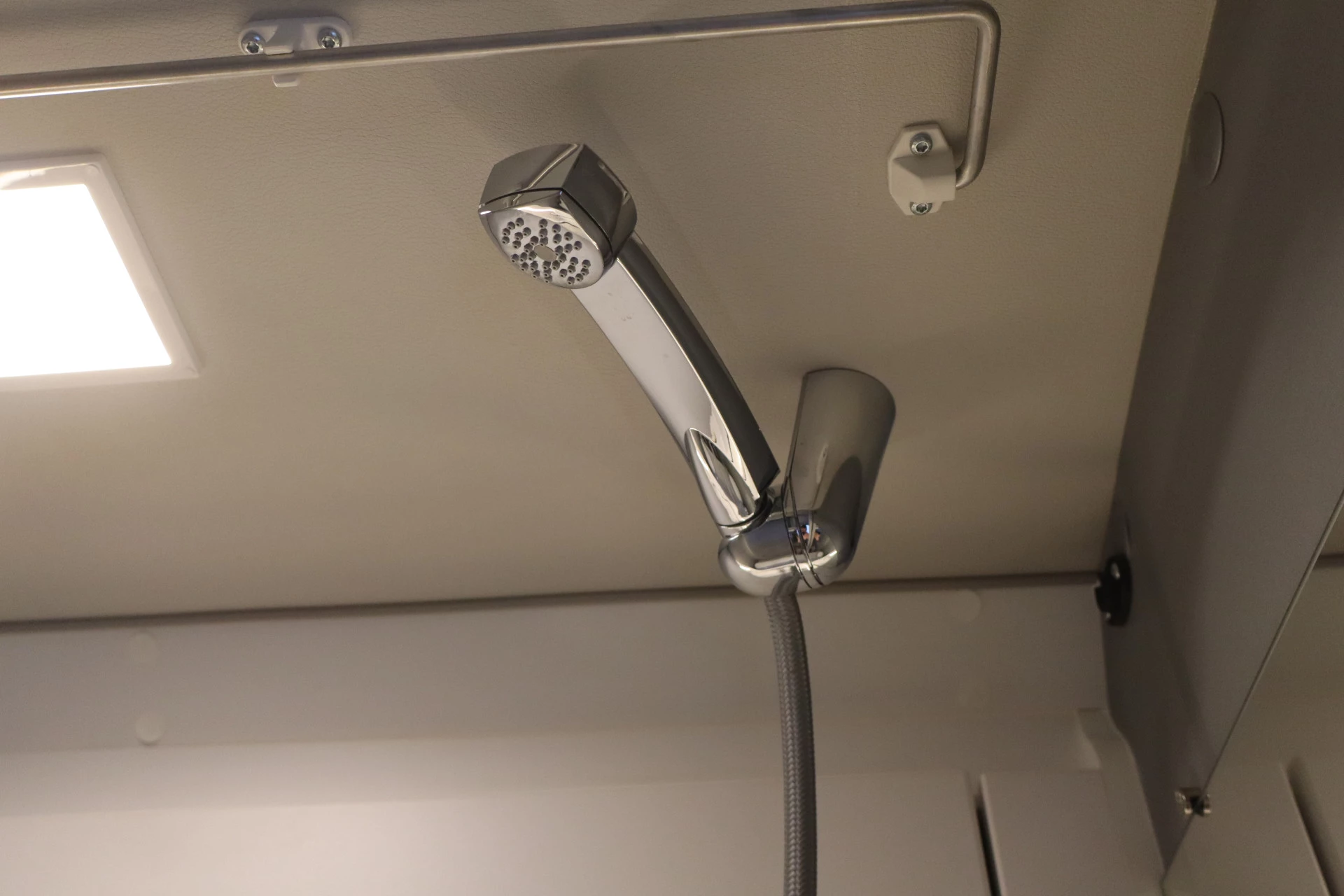 Hoofdafbeelding Weinsberg R46