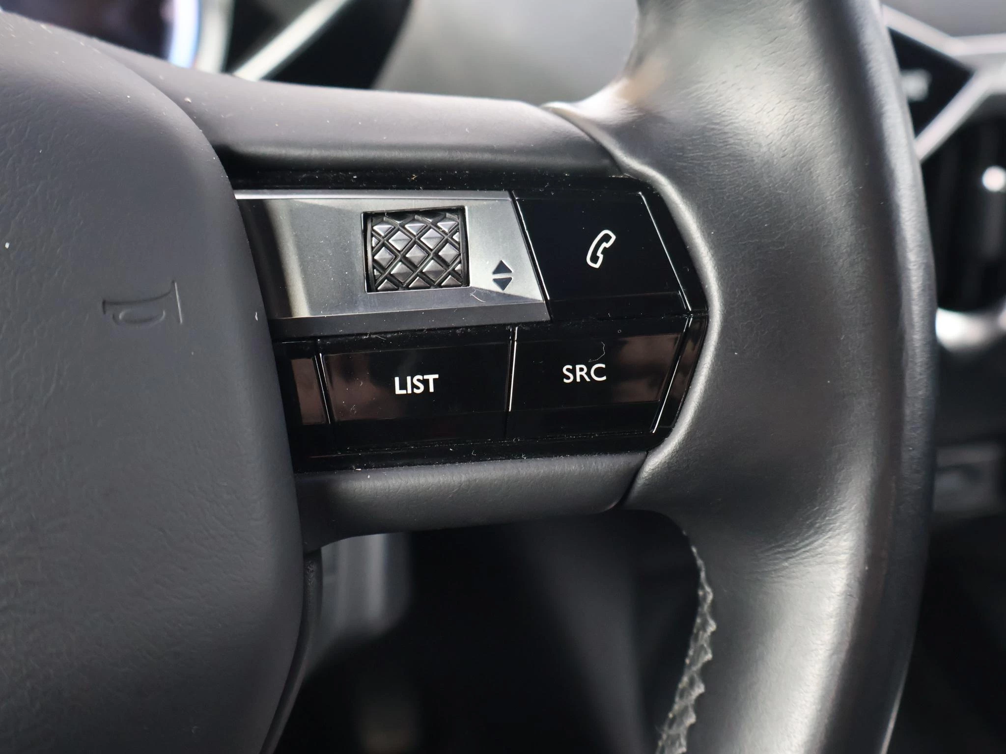 Hoofdafbeelding DS DS 3