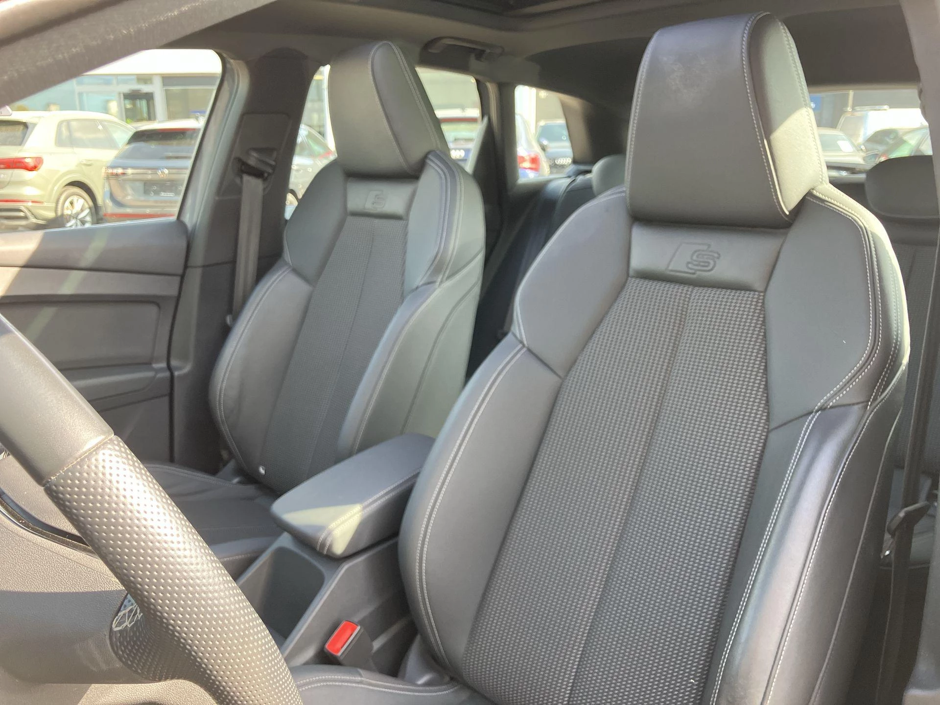 Hoofdafbeelding Audi Q4 e-tron