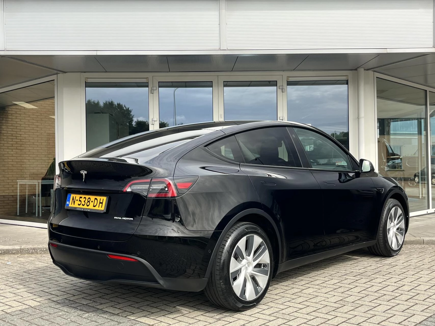 Hoofdafbeelding Tesla Model Y