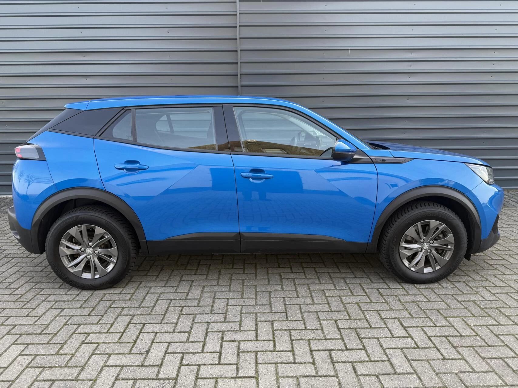 Hoofdafbeelding Peugeot e-2008