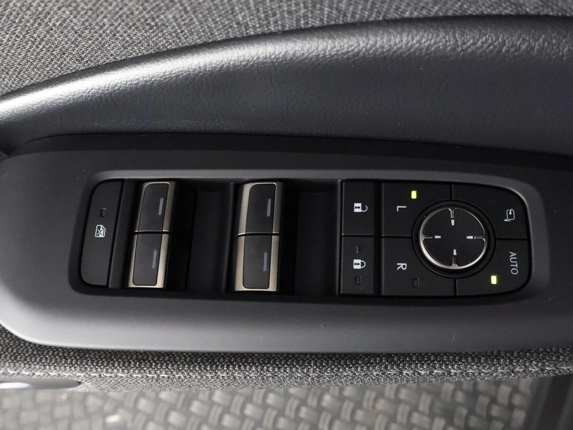 Hoofdafbeelding Lexus LBX