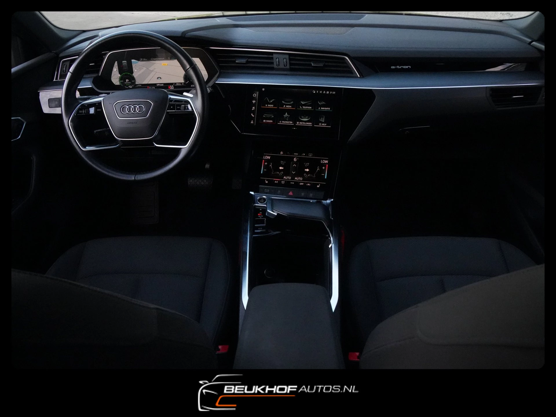 Hoofdafbeelding Audi e-tron