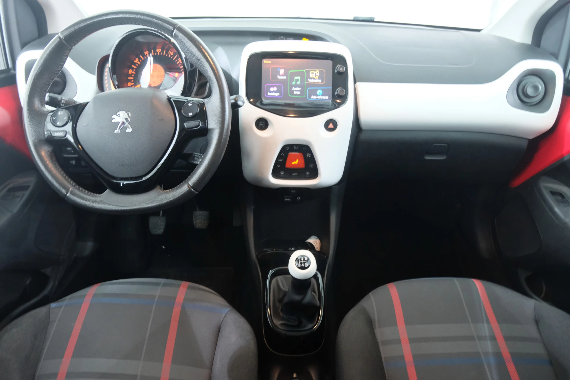 Hoofdafbeelding Peugeot 108